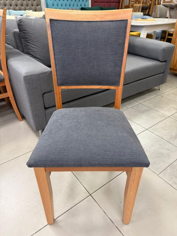 Silla Media Martina Eucalipto - Madera Maciza SIN STOCK