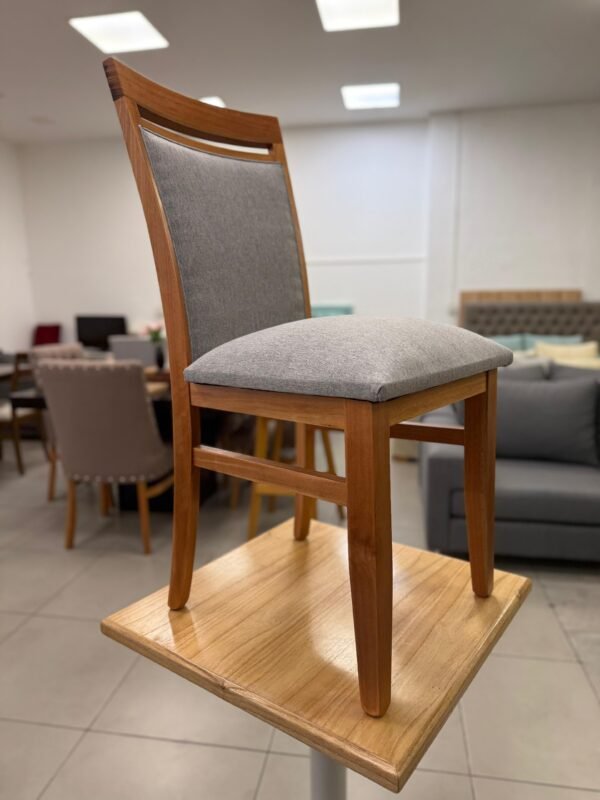 Silla París Eucalipto - Madera Maciza SIN STOCK